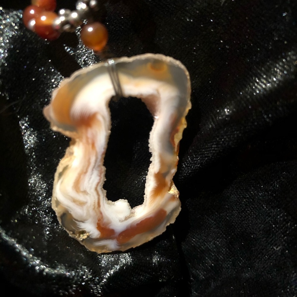 Geode necklace - Picture 3 of 4